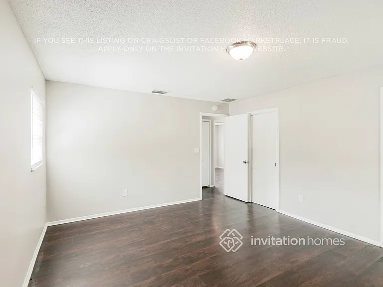 1304 Village Ct — Photo 21