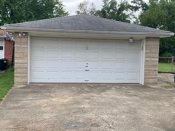 2 car garage with garage door opener