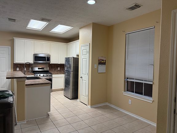 3rd image of 6139 Shelbourne Park Ln #6139