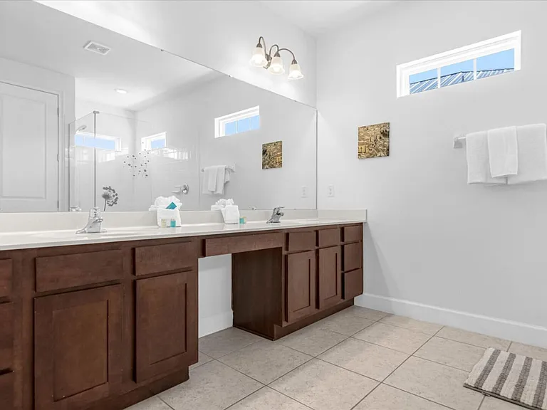 Fairview Cir — Photo 30