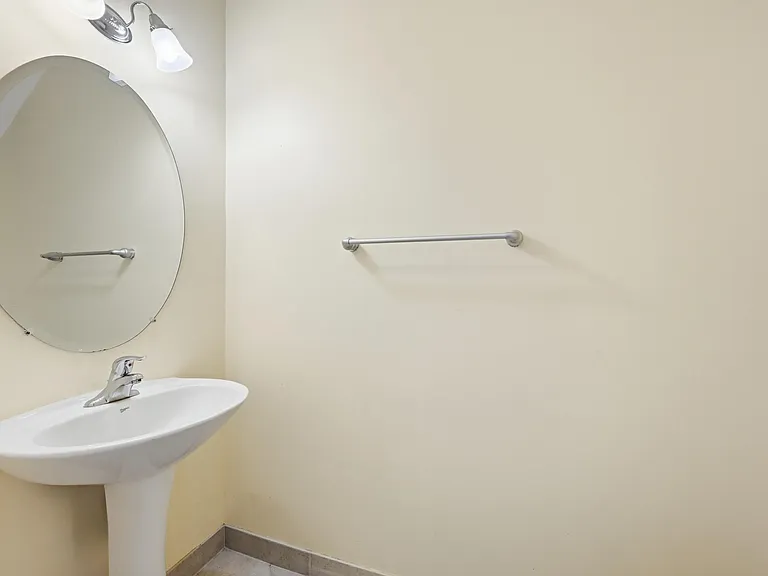 9056 Plymouth Pl — Photo 14