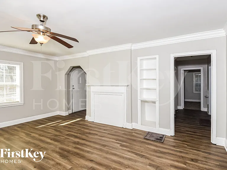 1567 Mayflower Ave SW — Photo 6