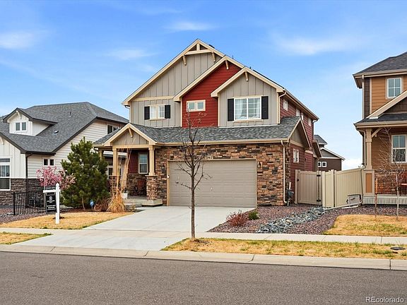 2nd image of 967 Highlands Circle