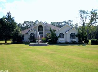 9 Live Oaks Ct, Little Rock, AR 72223