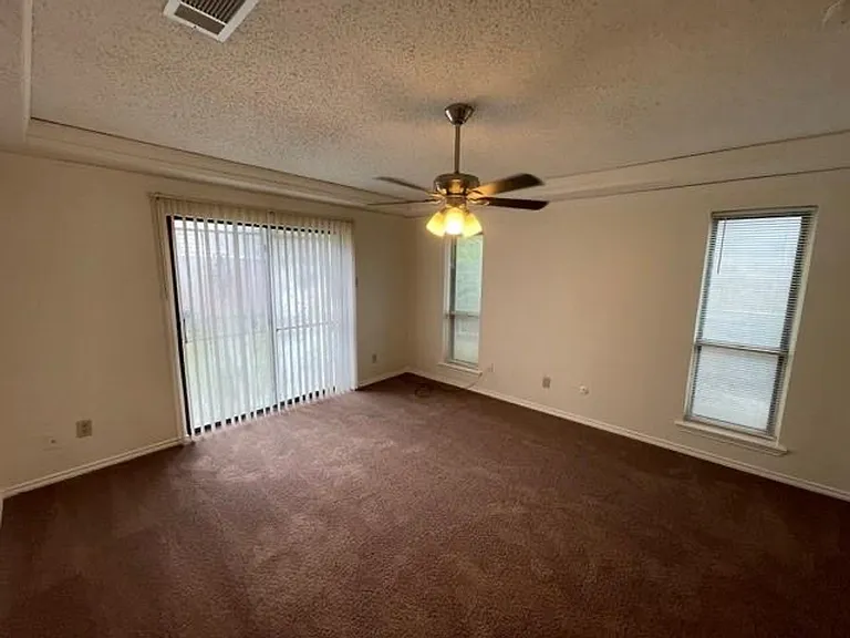4808 Berridge Ln — Photo 4
