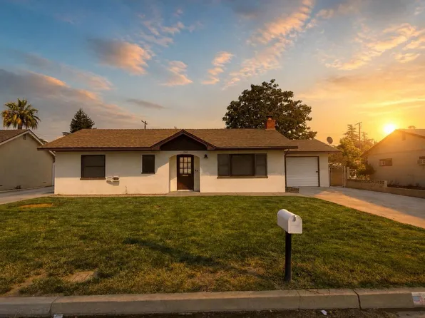 1266 Elm Ave, Beaumont, CA 92223