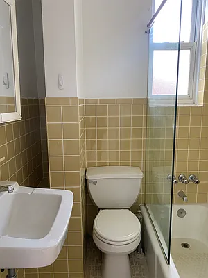 Rented by Aida Home Realty | media 9