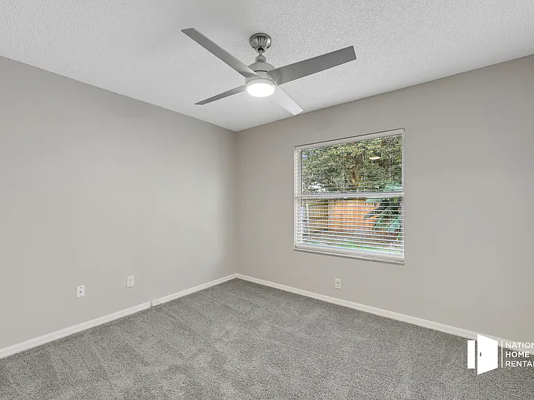 3015 Colorado Ave — Photo 13