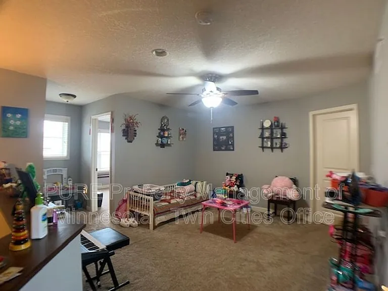 3467 Chestnut Ln — Photo 20