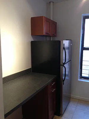 Rented by Wolf Brokerage LLC | media 9