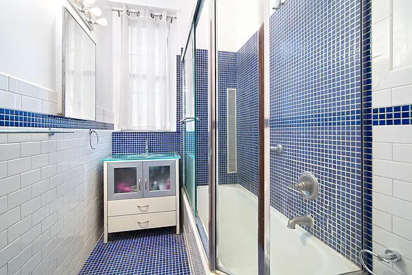 Rented by Compass | media 4