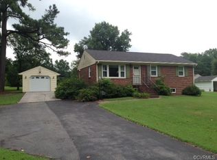 2032 Fortview Dr, Chester, VA 23831