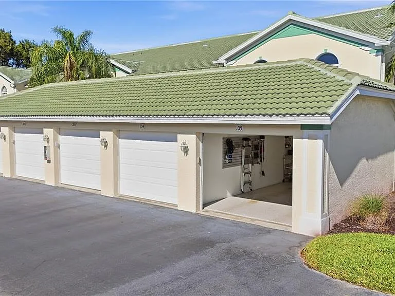 4945 Cougar Ct #4 — Photo 37