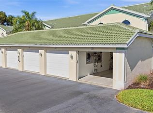 4945 Cougar CT S #4, NAPLES, FL 34109