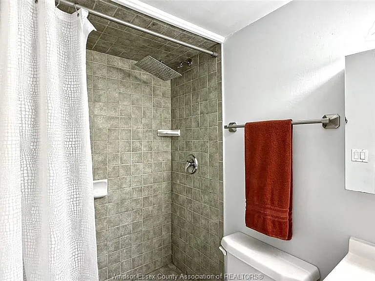 150 Park St W #2208 — Photo 12