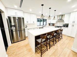9466 NW 19th Pl, Fort Lauderdale, FL 33322