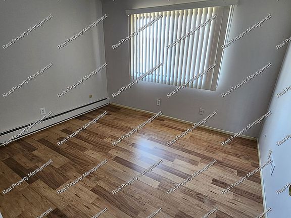 4th image of 4975 W 82nd Ct APT C