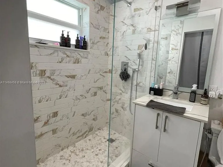 3837 SW 79th Ave #3837 — Photo 8