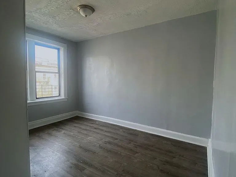 119 - Golden Crest 119 60th Street, LLC — Photo 32