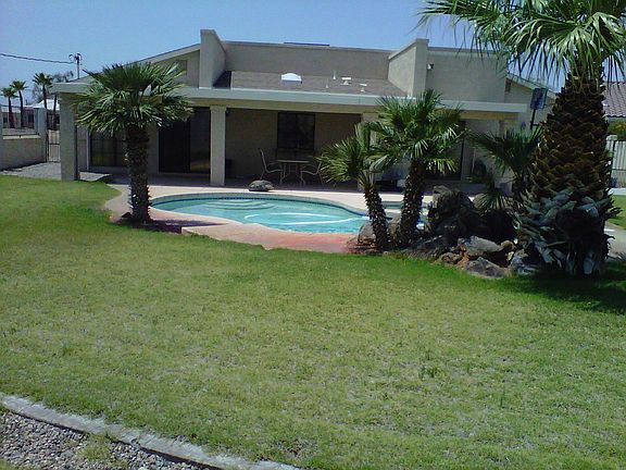 3rd image of 2780 Castaway Dr