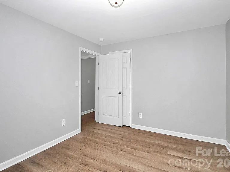 315 S Ransom St — Photo 16