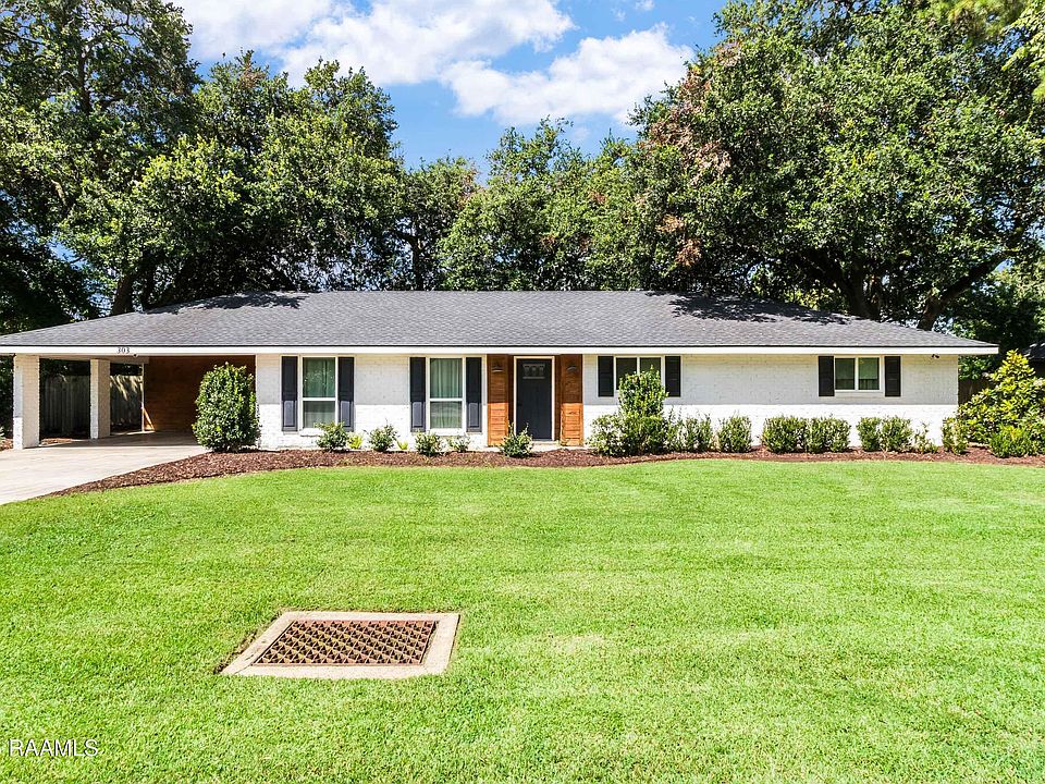 1st image of 303 Meadow Ln
