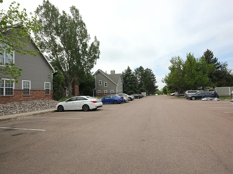 2109 Troy Ct — Photo 39