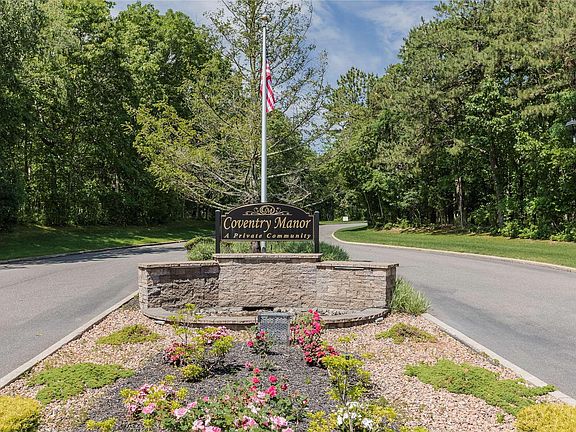 2nd image of 156 Eagle Hill Ct #156