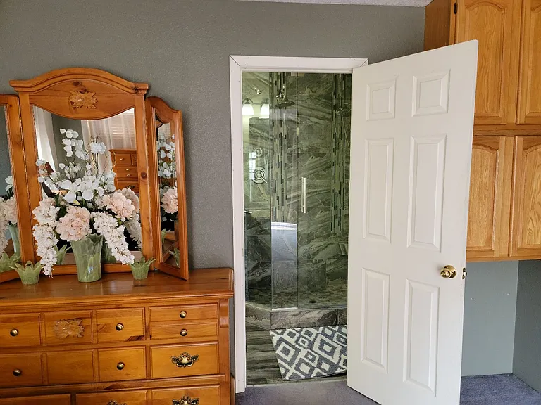 4616 Peck Dr — Photo 25