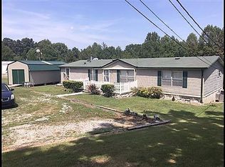 970 Pack Rd, White Bluff, TN 37187