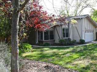8236 Woodlake Hills Dr, Orangevale, CA 95662