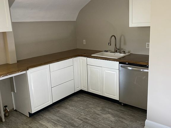 4th image of 308 S Hyde Park Ave APT 2