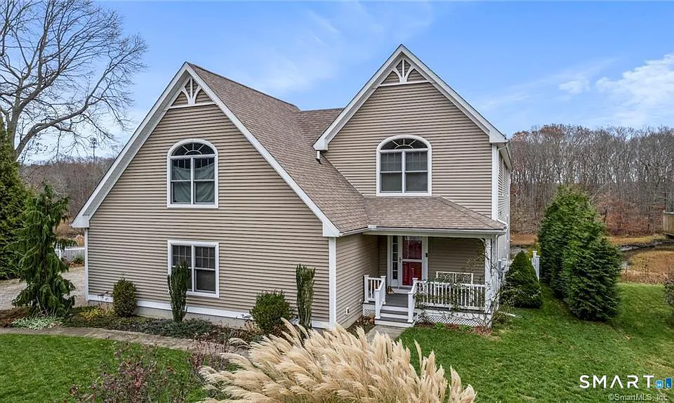 33 Marshfield Rd