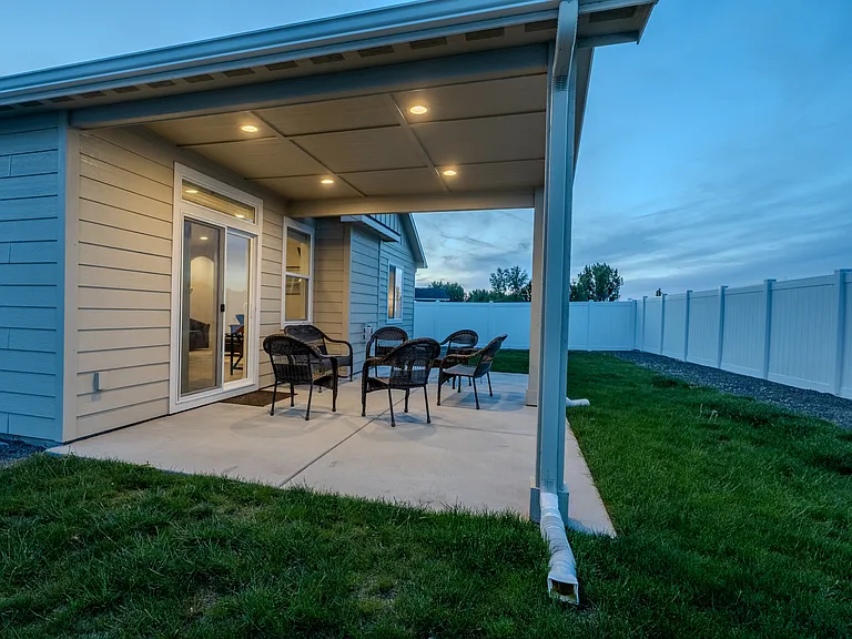 18522 White Rose Pl — Photo 12