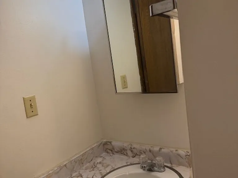 August Management presents the Imperial House — Photo 18