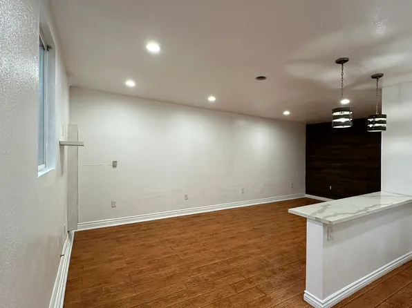 1496 W 47th St, Los Angeles, CA 90062