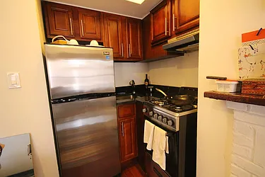 Rented by Dynamik Realty