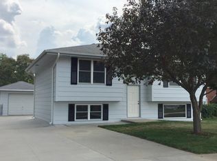 7319 Custer St, Lincoln, NE 68507