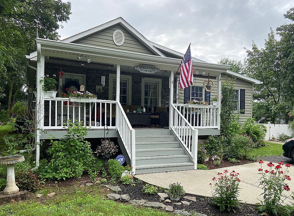 48 Van Wagner Rd, Poughkeepsie, NY 12603 Zillow