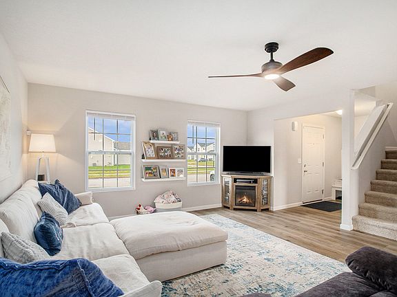 3rd image of 1667 Tea Pond Ct