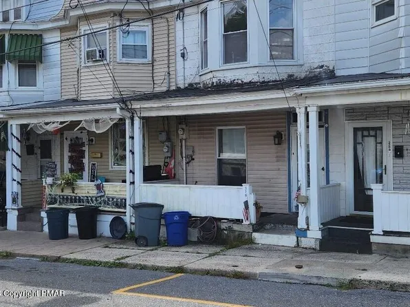 318 N Elizabeth St, Tamaqua, PA 18252