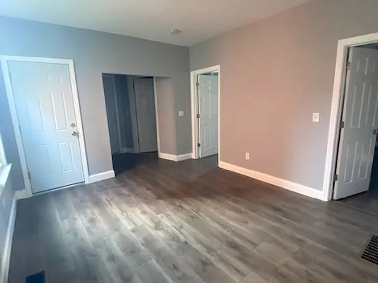 53 Orlando St — Photo 14