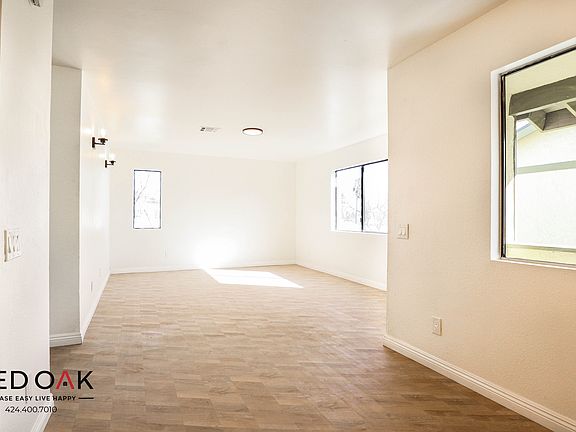 3rd image of 7993 Lime Ave #8