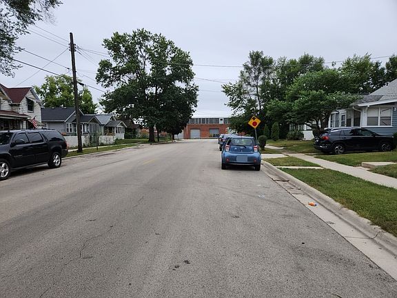 5th image of 2315 7th St