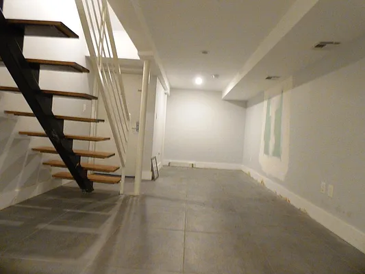 Rented by Premier Metro Realty Corp | media 20