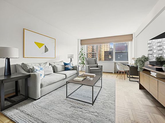 2nd image of 40 E 9th St APT 6K