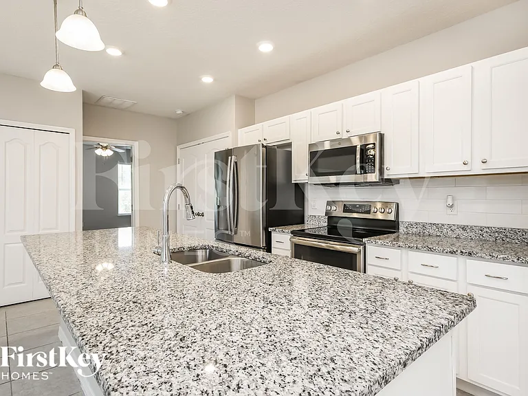 2212 Red Rock Ct — Photo 10