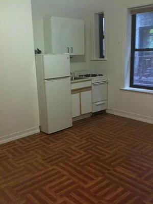 Rented by Anthony Mariano, lreb | media 19