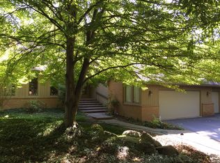 3710 Fox Hunt Dr, Ann Arbor, MI