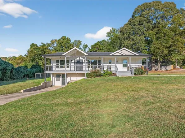 1324 Ace McMillian Rd, Dacula, GA 30019